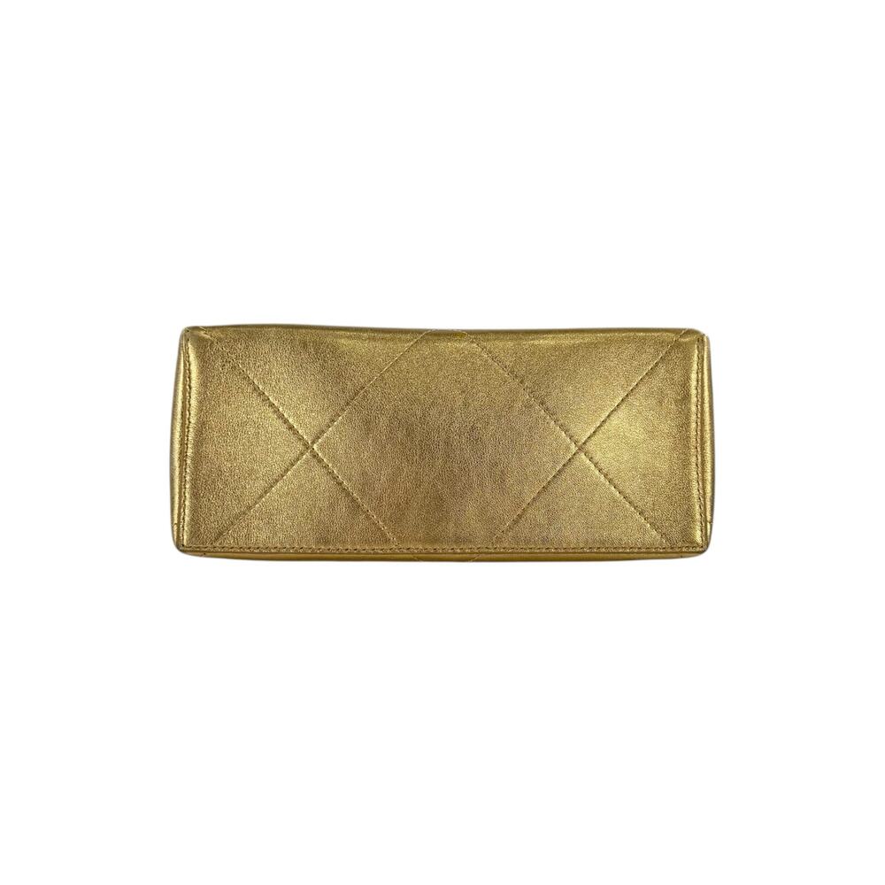 Chanel Matelassé Kiss Lock Frame Shoulder Bag - Picture 8 of 16
